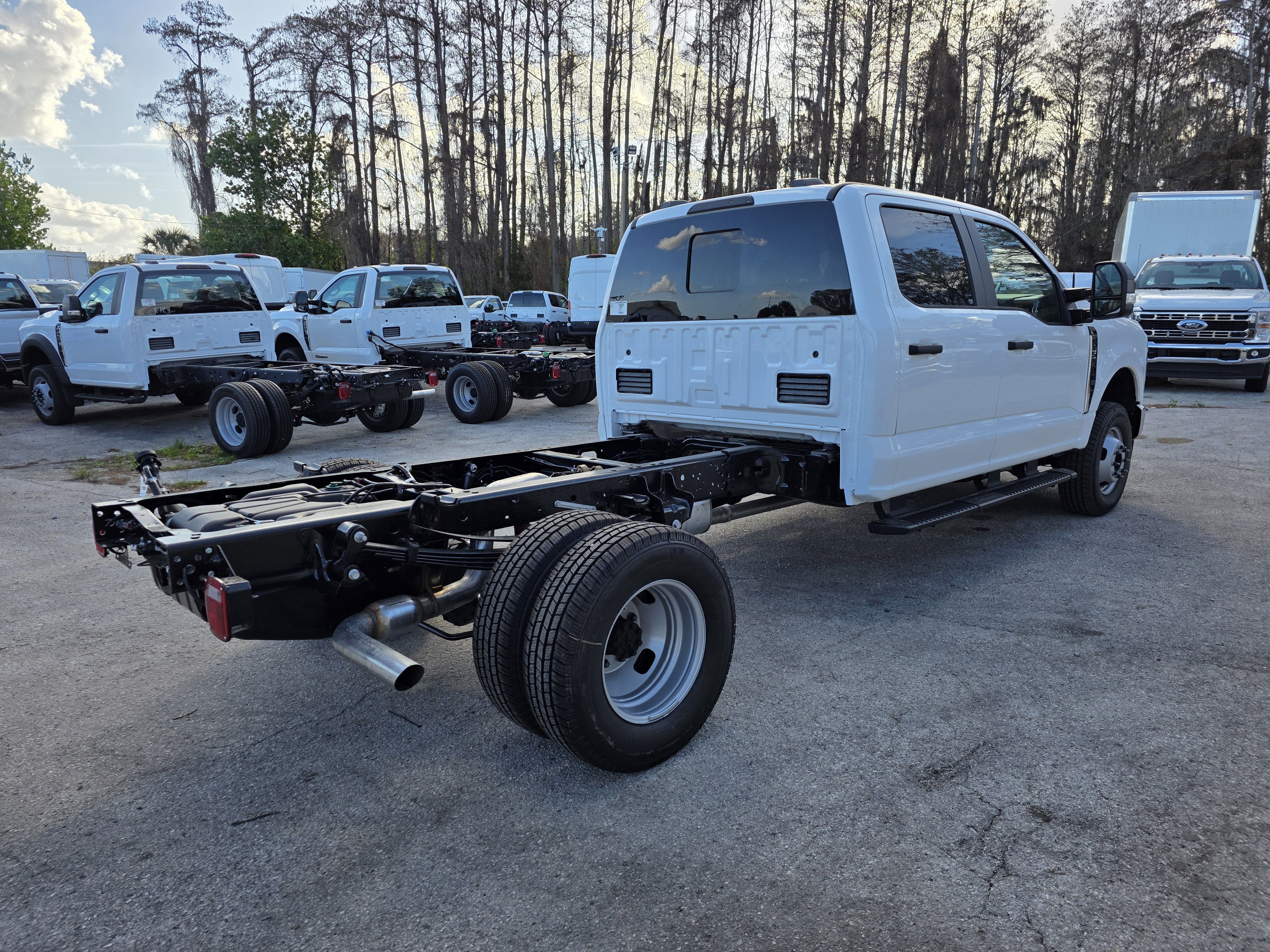 2026 Ford F-350 — detail view
