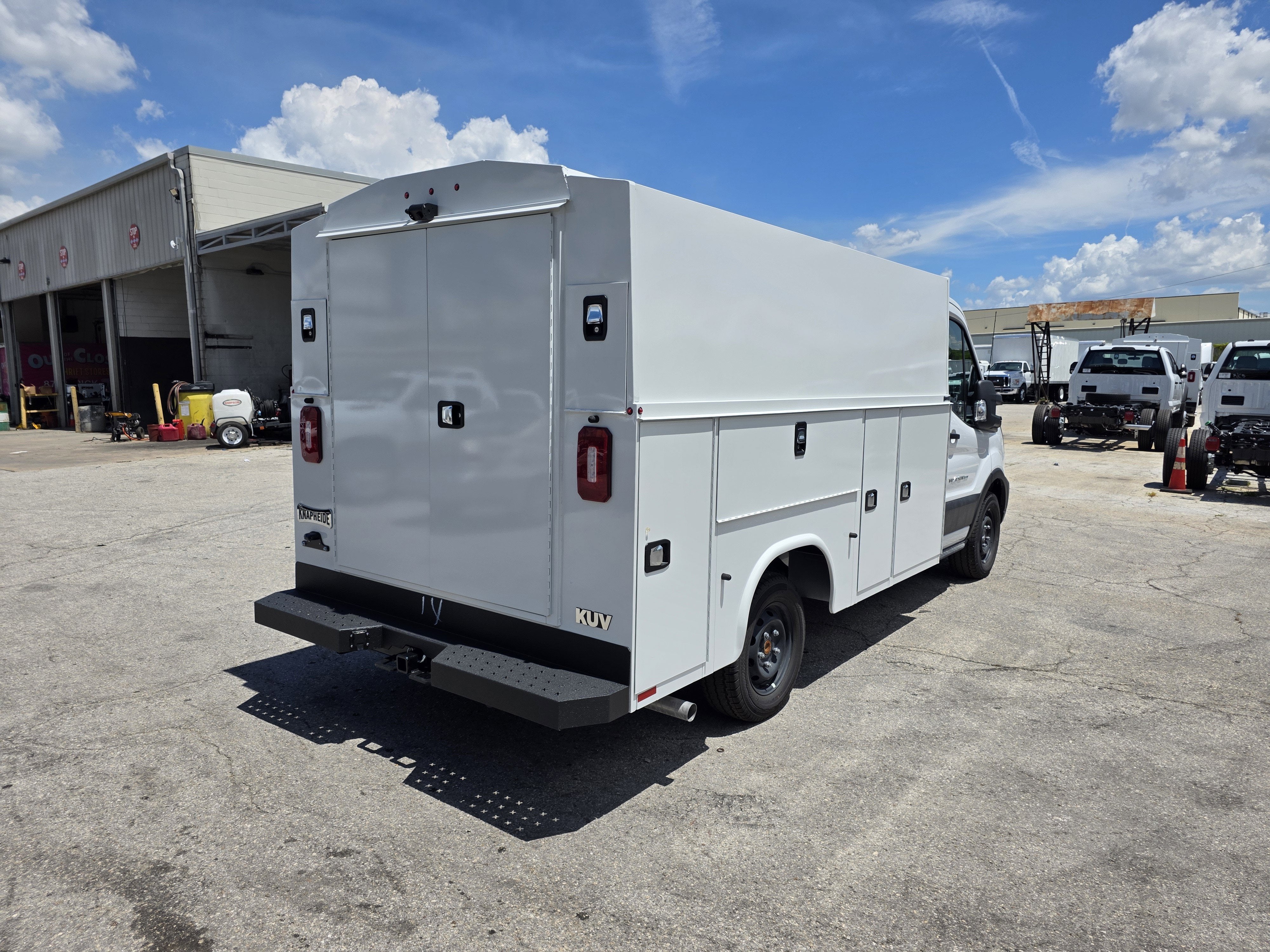 2025 Ford Transit-350 — detail view