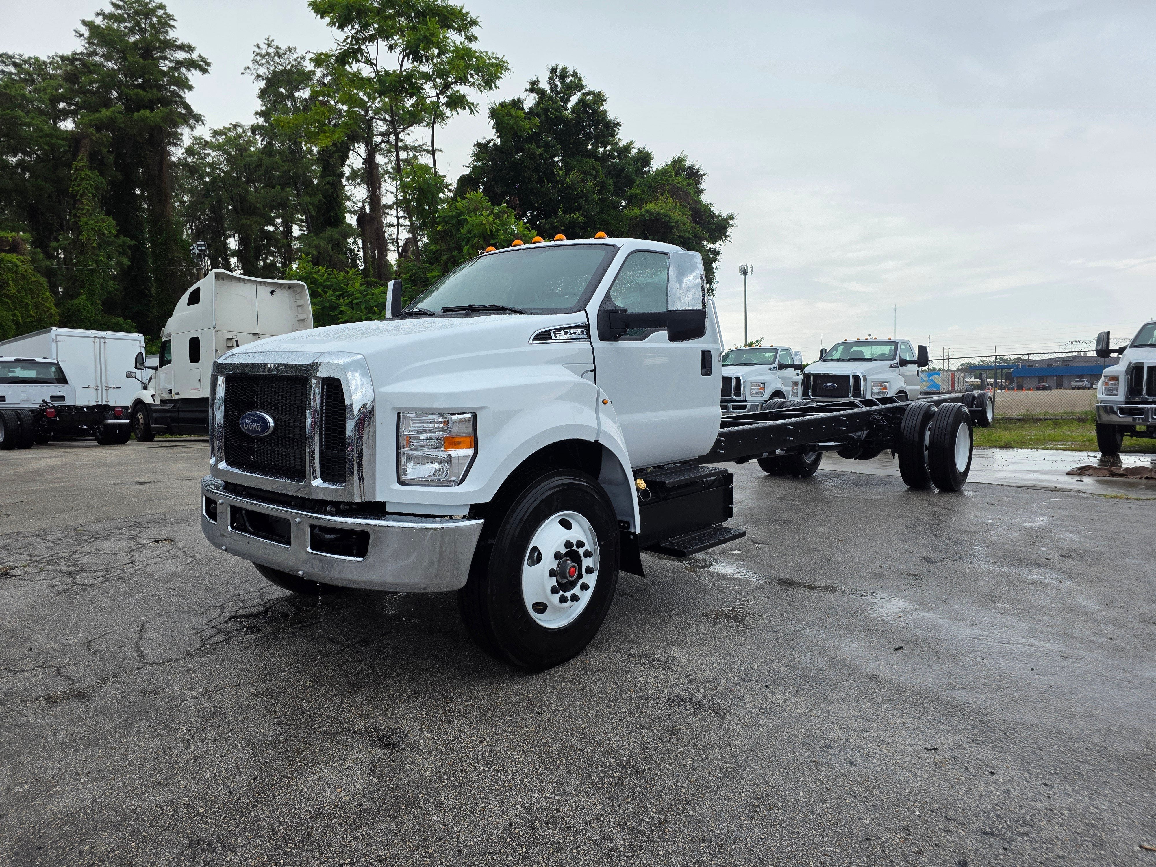 2027 Ford F-750 Preferred in Oxford White — front three-quarter view
