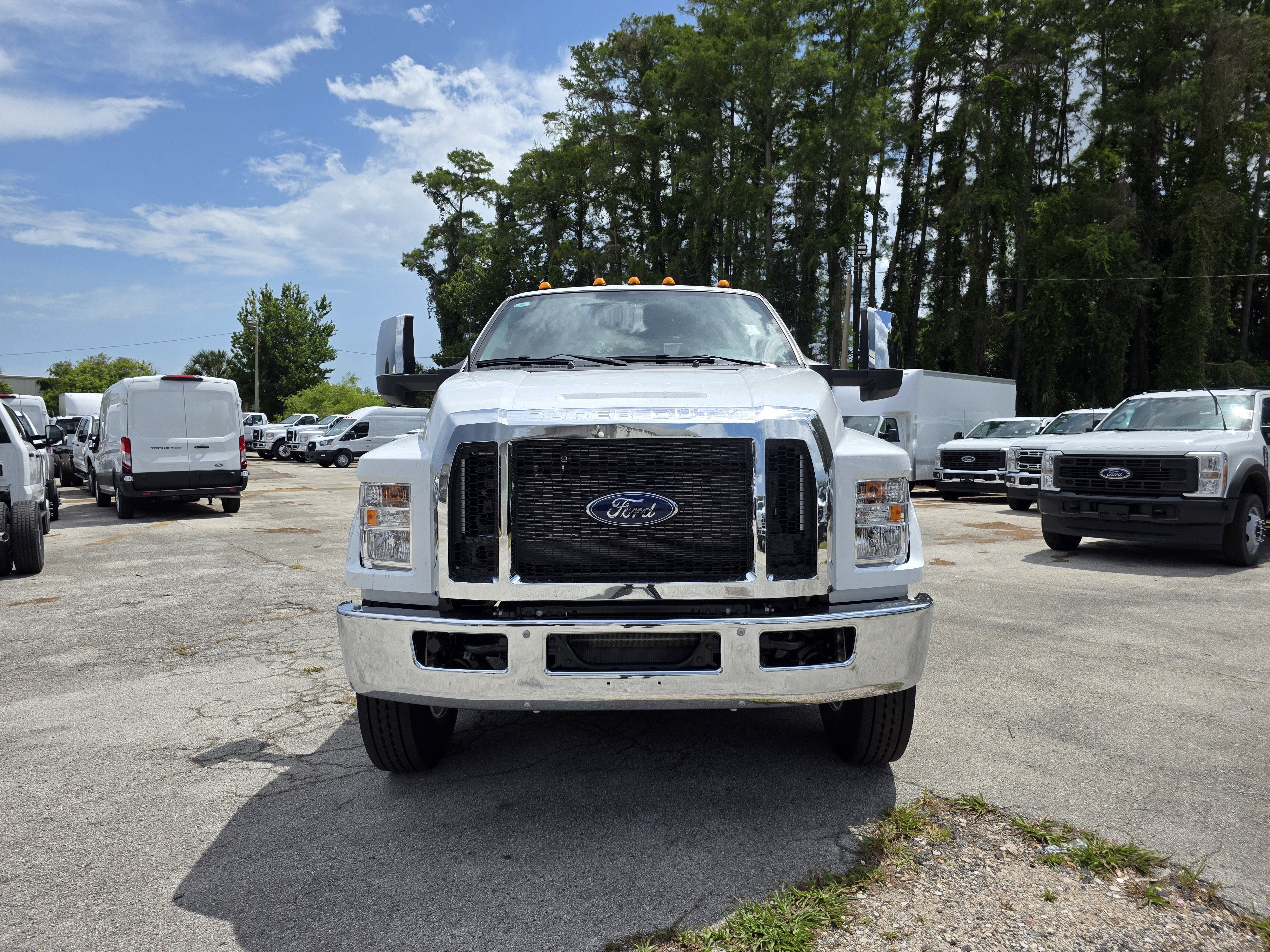 2027 Ford F-750 — side profile view