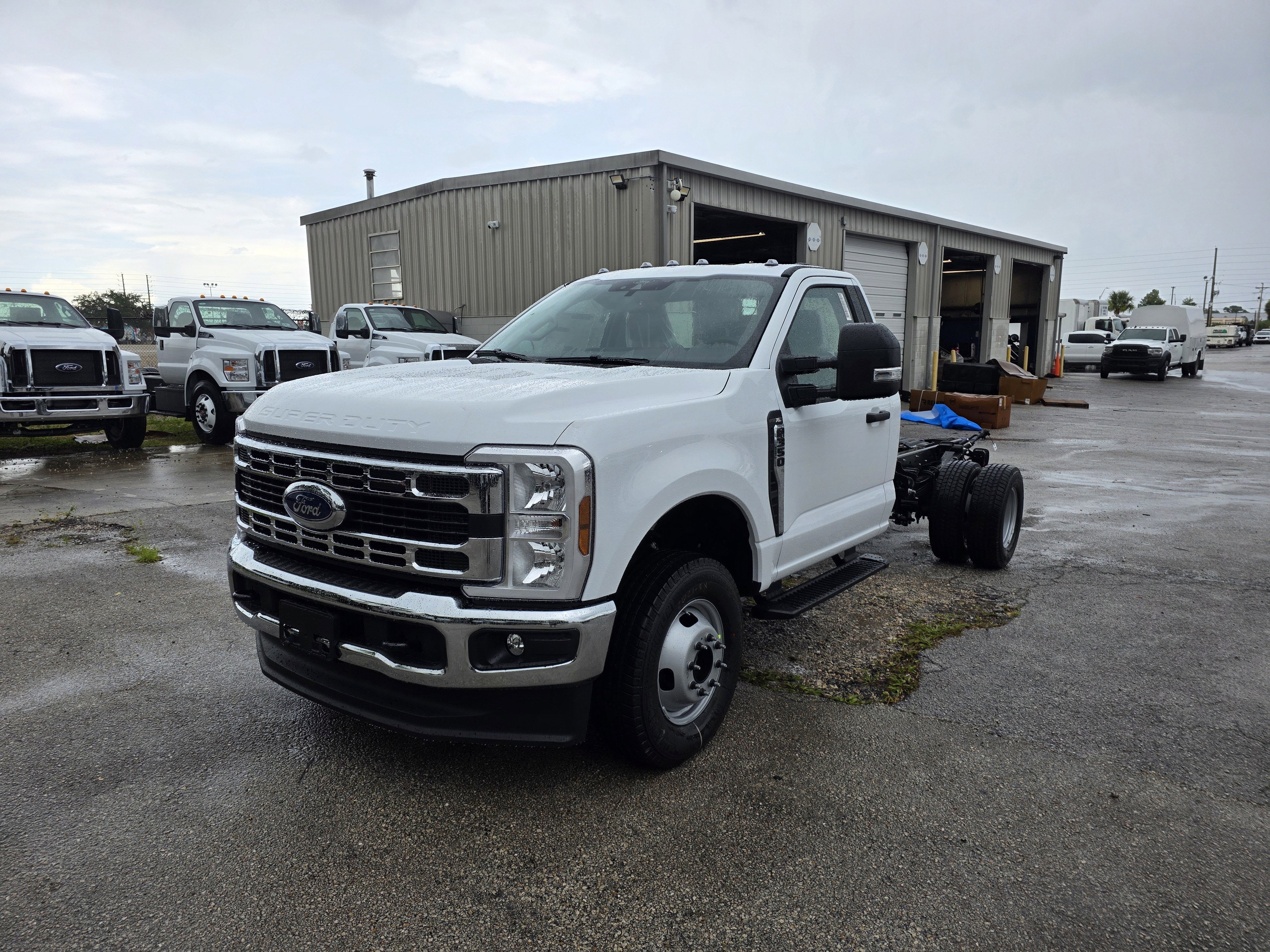 2026 Ford F-350 XL in Oxford White — front three-quarter view